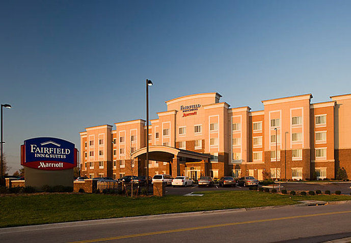 Fairfield Inn & Suites Kansas City Overland Park Exterior photo